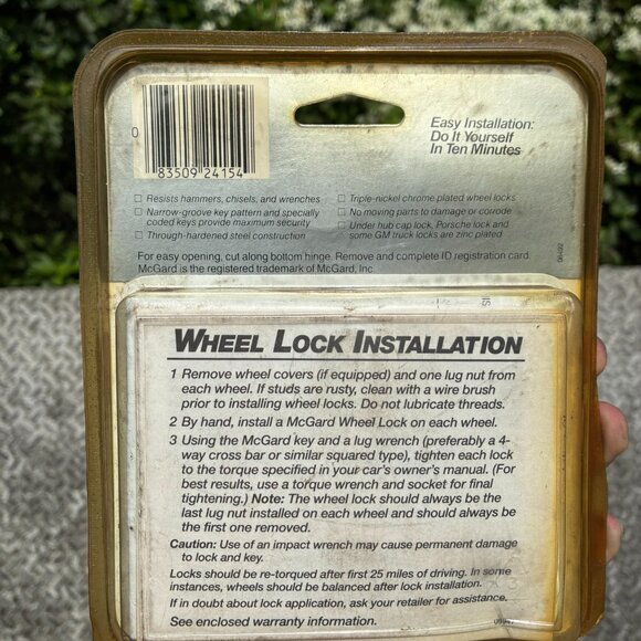 McGard  24154 Wheel Lug Nut Lock 12mm X 1.25 for Steel/ Alum Wheels 4 With Key - Picture 3 of 3